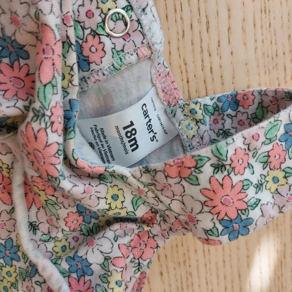 Baby Girl Carter's Romper Set - Picture 4 of 15